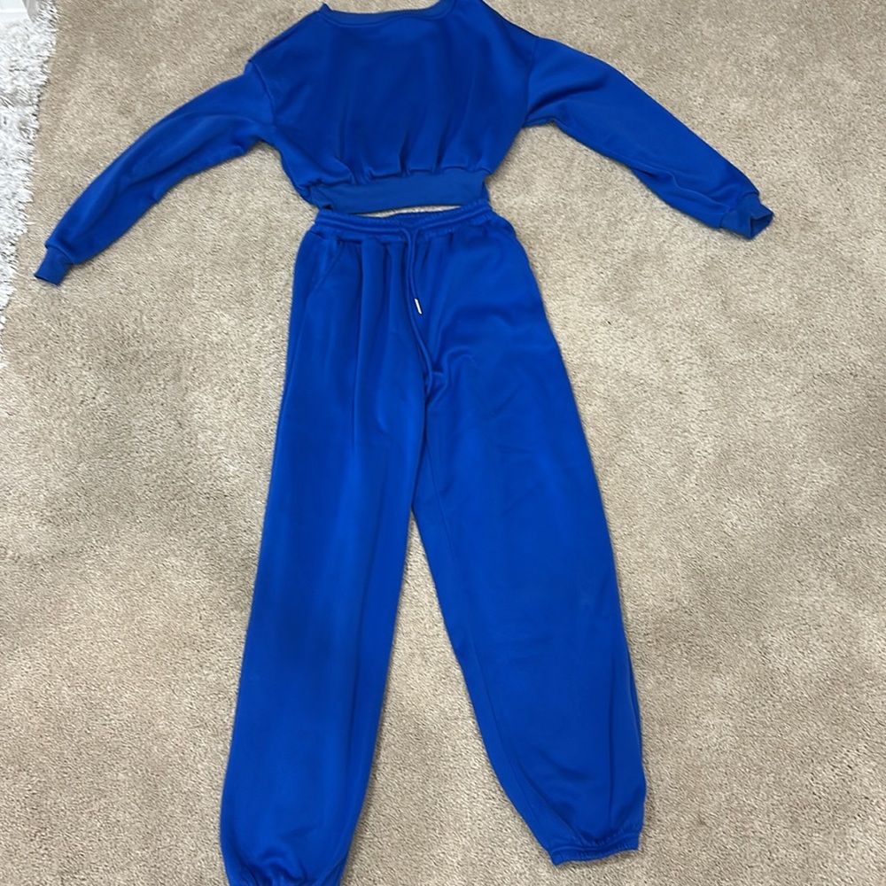SHEIN Royal Blue Cropped Sweat Suit
